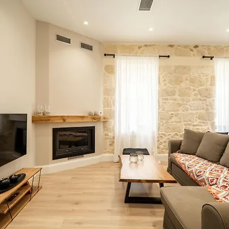 Amalthia Casa By 8essentially * La Canea