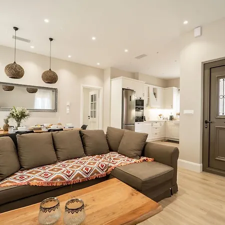 Amalthia Casa By 8essentially * ハニア