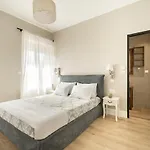 Amalthia Casa By 8essentially *