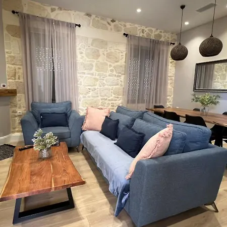 Amalthia Casa By 8essentially