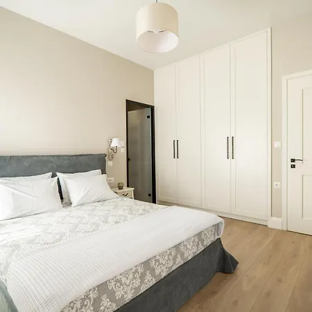 Semesterbostad Amalthia Casa By 8essentially