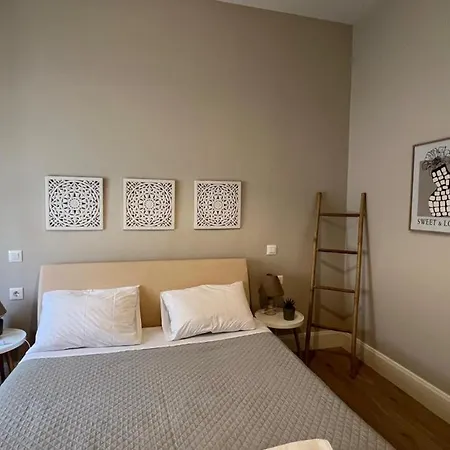 Amalthia Casa By 8essentially بيت للعطل خانيا